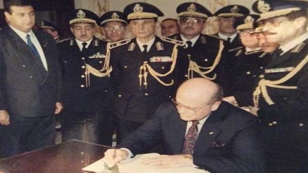 لواء حسن الألفي وزير