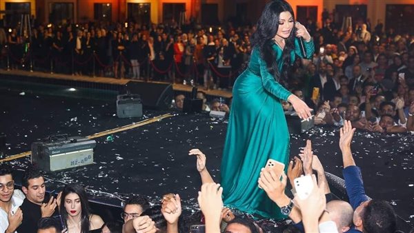 الفنانة اللبنانية