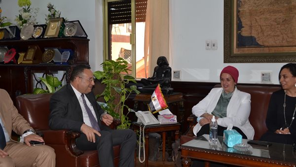 وفد من جامعة شيكاغو