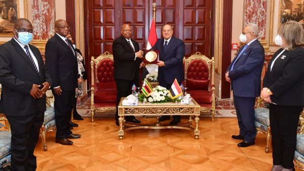 رئيس الشيوخ يستقبل