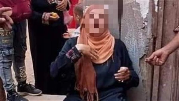 السيدة قبل تسليمها