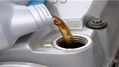 ضبط 2 طن زيوت سيارات مغشوشة بسوهاج | صور