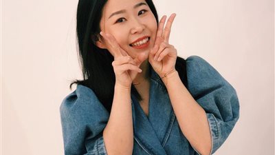 آسيا الصينية تجتاح السوشيال ميديا بتقليدها للأفلام المصرية| فيديو 