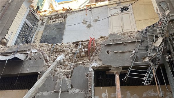 عقار وسط البلد المنهار