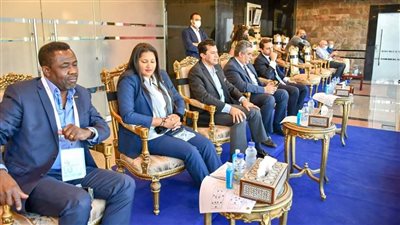 بحضور وزير الرياضة.. افتتاح أول بطولة إفريقية للأندية في الكرة النسائية | صور