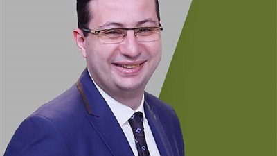 حبس طبيب الكركمين لبيع أعشاب مخالفة للاشتراطات الصحية.. وبدء محاكمته 1 مارس 