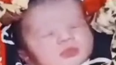 العثور على رضيع حديث الولادة بجوار بنك في الغربية.. والأمن يكثف جهوده 