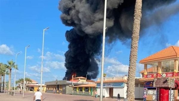 حريق باخرة رأس البر