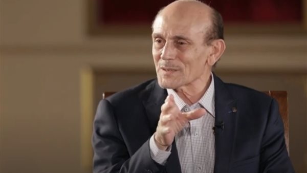 الفنان محمد صبحي