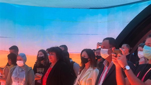 وزيرة الثقافة تزور