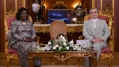انتصار السيسي تشيد بلقائها السيدة الأولى لجمهورية إفريقيا الوسطى
