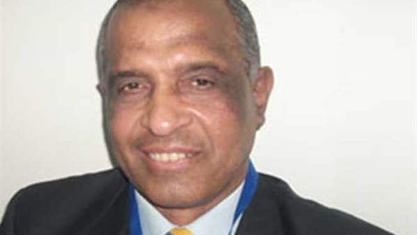 عبد العزيز غنيم