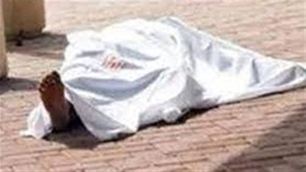 سقوط فتاة من الطابق