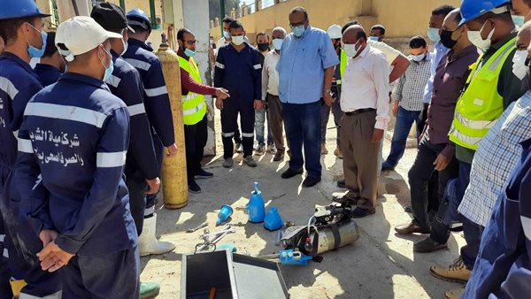 رئيس مياه سوهاج وعدد