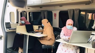 في إطار مبادرة حياة كريمة.. مركز تكنولوجي متنقل لتقديم الخدمات لأهالي المنوفية | صور