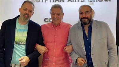 نقل عام.. عمل فني جديد لـ محمود حميدة ومحمد محمود عبد العزيز