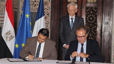 اليوم.. عقد اتفاقية بريطانية فرنسية للنهوض بالتعليم الدولي في مصر