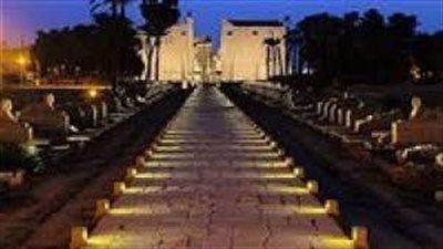 الأقصر تستكمل أعمال إزالة التشوهات البصرية بشارع المطار استعدادًا لافتتاح الكباش