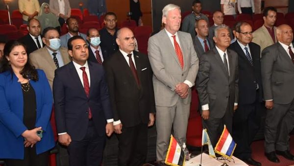 نائب محافظ قنا