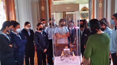 جدل بعد رفع أسعار جلسة التصوير في متحف المجوهرات بالإسكندرية لـ1500 جنيه.. ومسؤولون: مجانا بالموبايل