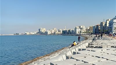 حالة الطقس في الإسكندرية.. استقرار درجة الحرارة وانخفاض نشاط الرياح