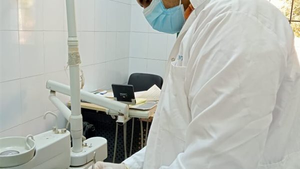 الكشف على مواطنين