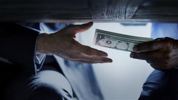 رشوة - أرشيفية