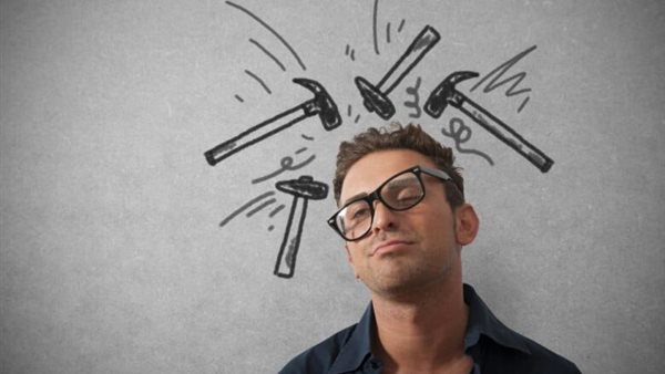 علاج الصداع في المنزل