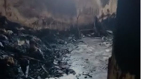 جانب من الحريق