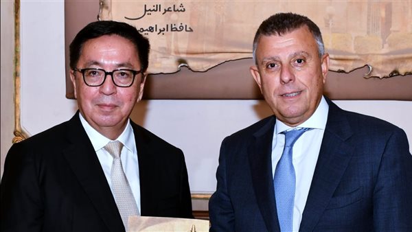 رئيس جامعة عين شمس