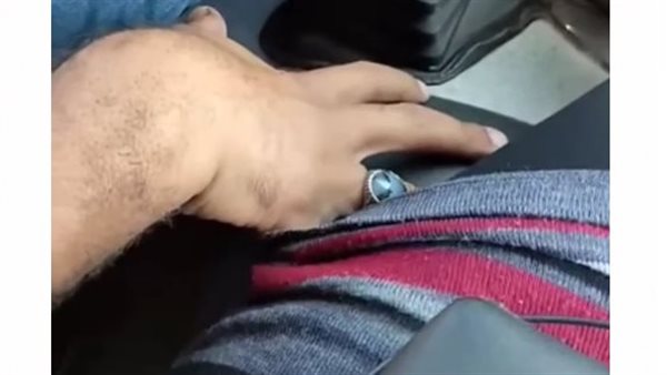 تحرش سائق بفتاة