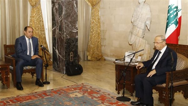 الرئيس اللبناني والسفير