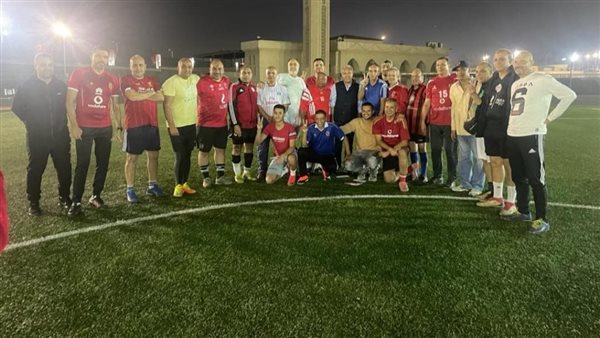 قدامي الأهلي مع خالد