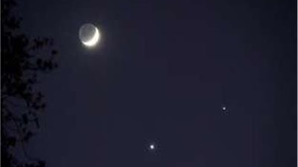 اقتران القمر - صورة