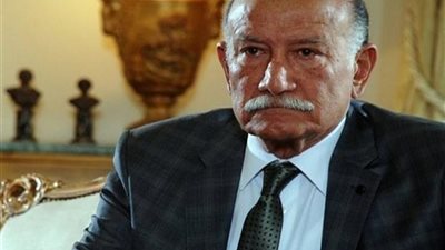 أحمد خليل أوصى قبل وفاته بعدم إقامة عزاء 