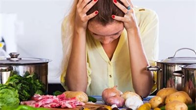 التهاب السحايا وضغط الدم.. أشهر أسباب الصداع النصفي المستمر