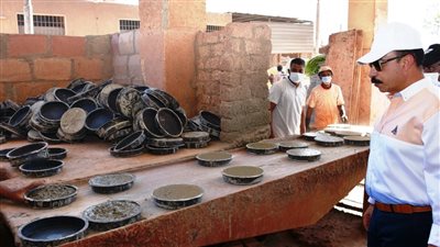 محافظ أسوان: رفع كفاءة وقدرة مصنع البلاط لزيادة معدلات الإنتاج