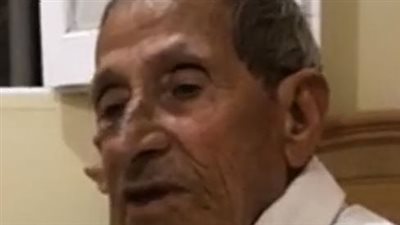 عقوق الأبناء.. طرد مسن من منزله عقب تنازله لبناته عن حقه