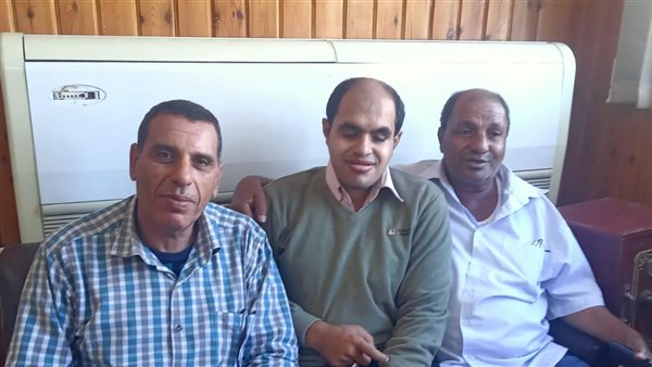 تسليم شاب لذويه بعد