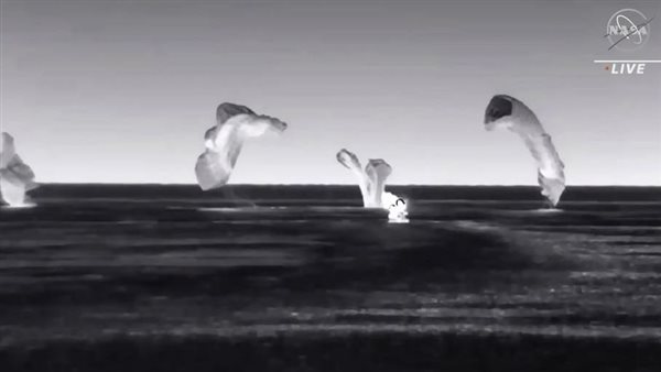 لقطات من الهبوط 