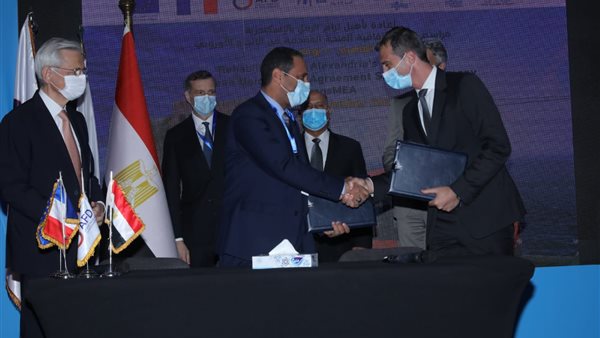 توقيع الاتفاقية 