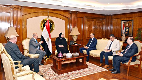 نيفين جامع وزيرة