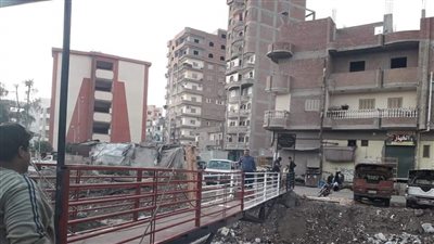  تركيب كوبري معدني جديد فوق مصرف صفط بالشرقية | صور