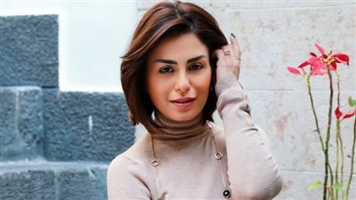 تقاضت 45 ألف جنيه.. مخرج فيلم منة فضالي يُكذب تصريحات تهديدها