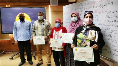 مركز سقارة ينفذ دورة تدريبية لرفع مهارات العاملين بمشروع تسريع الاستجابة للقضية السكانية