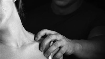 الحبس سنتين للمتهم بالتحرش بفتاة في التجمع الأول