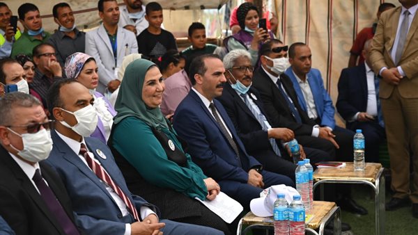 نيفين القباج وزيرة