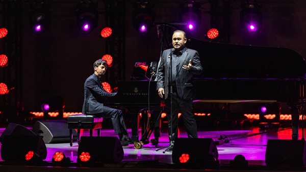 خافيير كامارينا وأنجيل