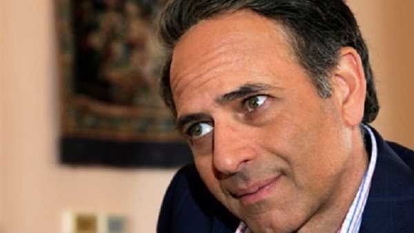 الفنان ممدوح عبد