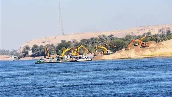 توجيهات محافظ أسوان